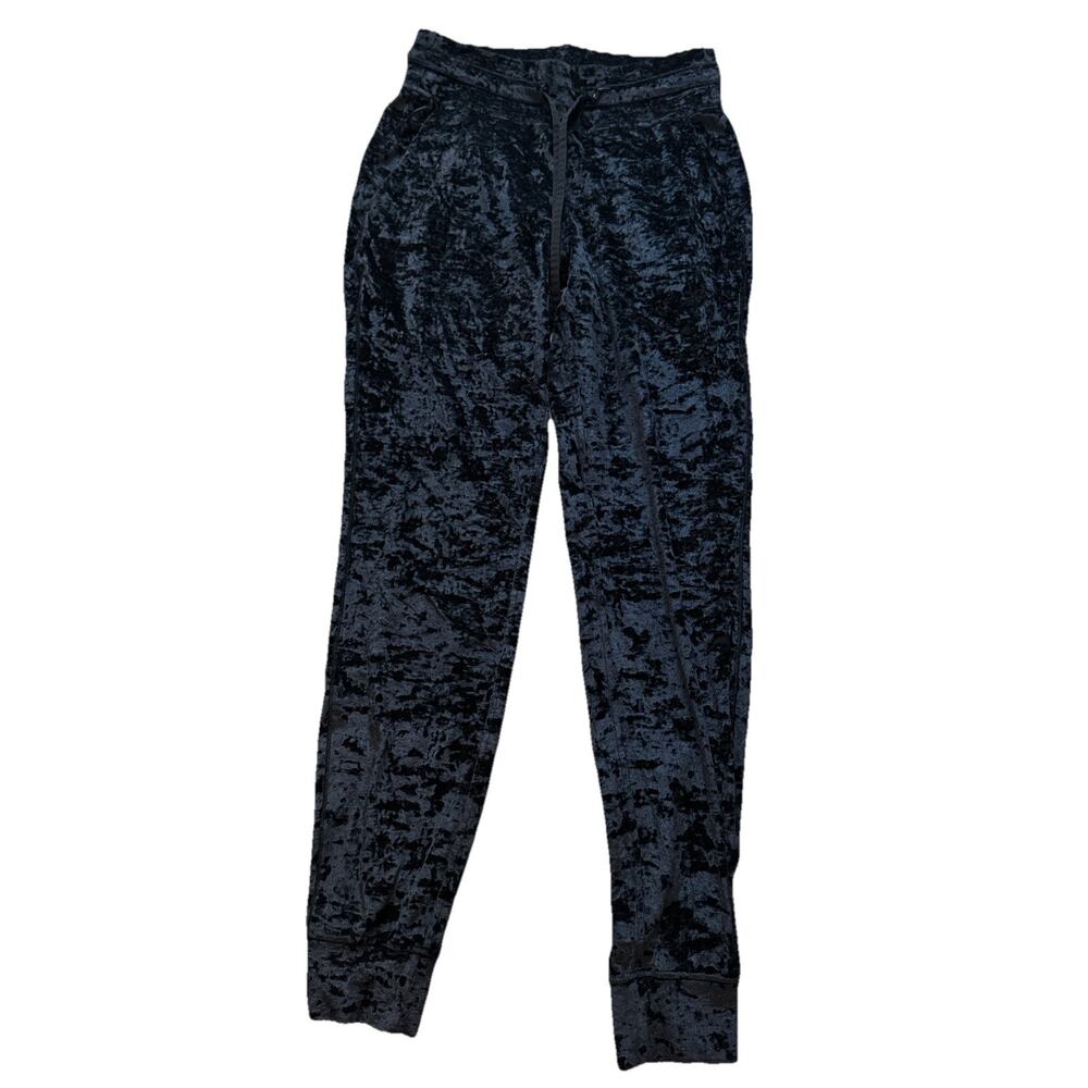 Womens Lululemon Ready to Crush Jogger Pants Black Velvet Velour Sz 4